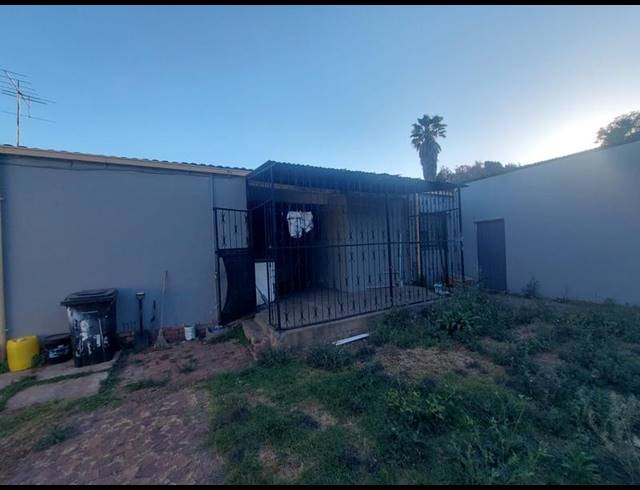 4 BEDROOM HOUSE FOR SALE IN BRENTHURST